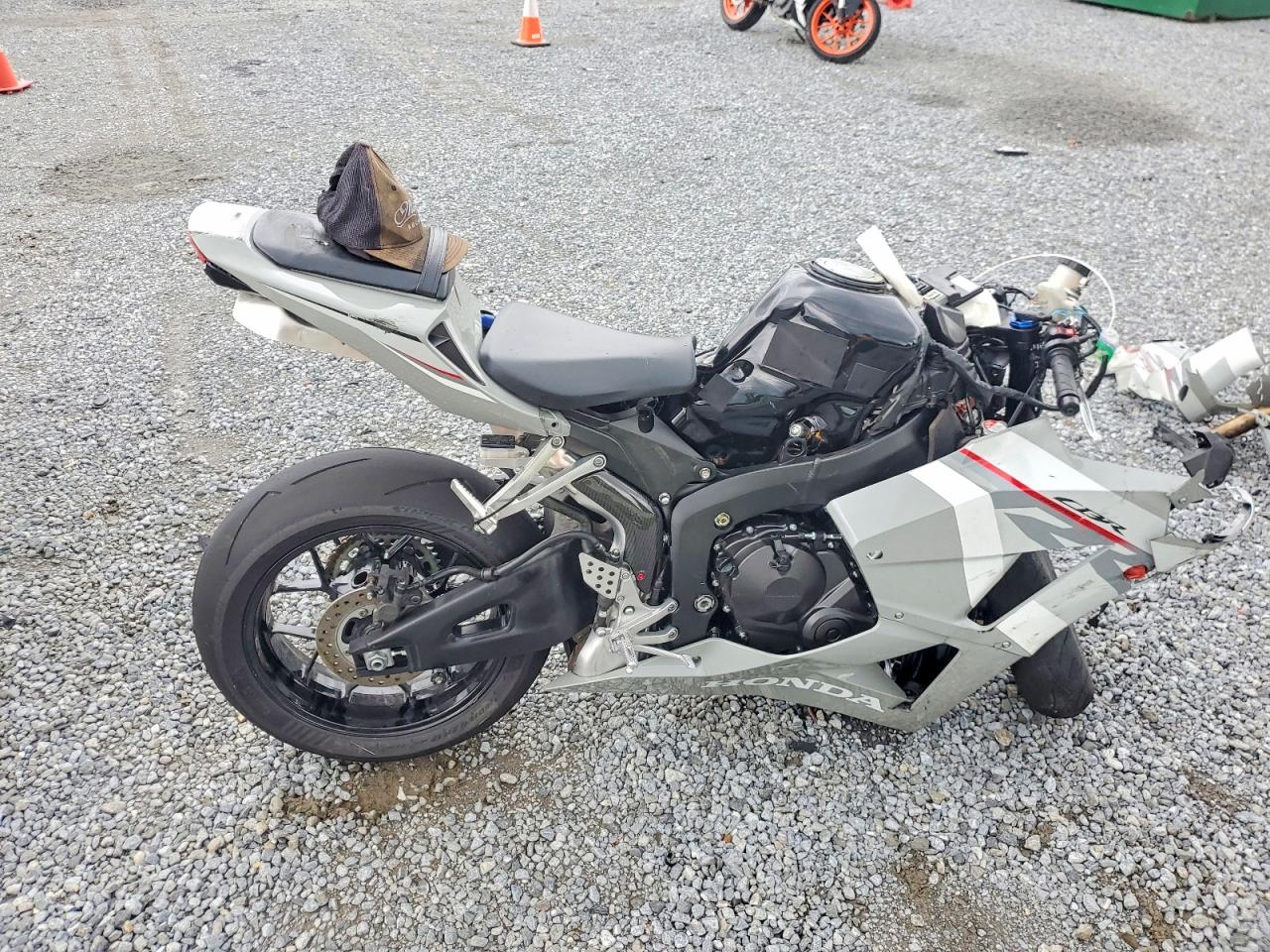 2026 HONDA CBR CYCLE RR | JH2PC40H5TK300409 | UPCARS
