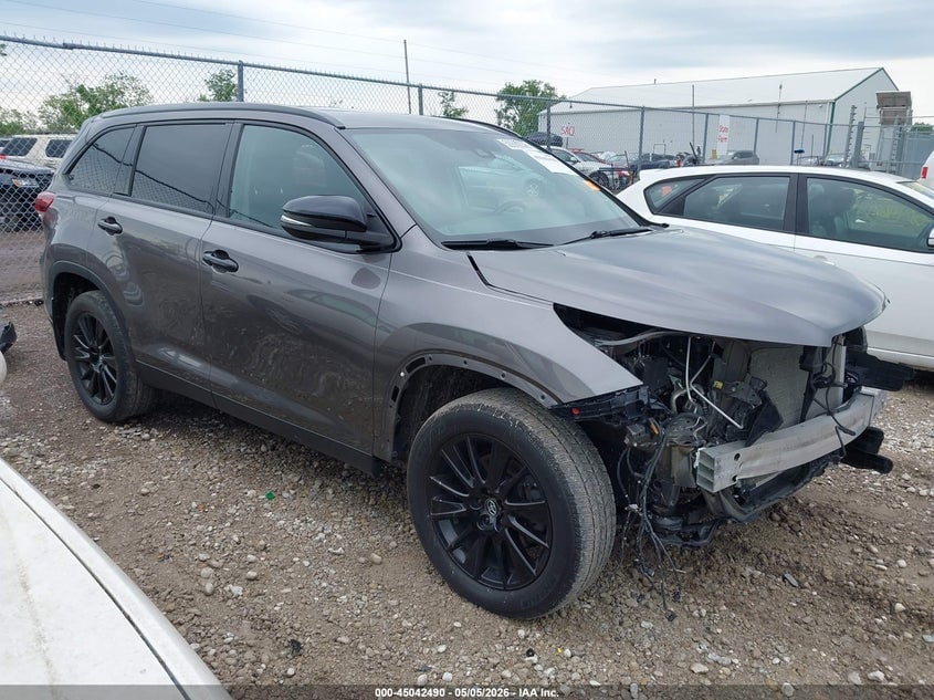 2019 TOYOTA HIGHLANDER SE | 5TDJZRFH7KS990916 | UPCARS