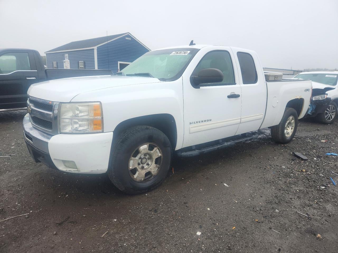 2011 CHEVROLET SILVERADO K1500 LT | 1GCRKSE34BZ272260 | UPCARS