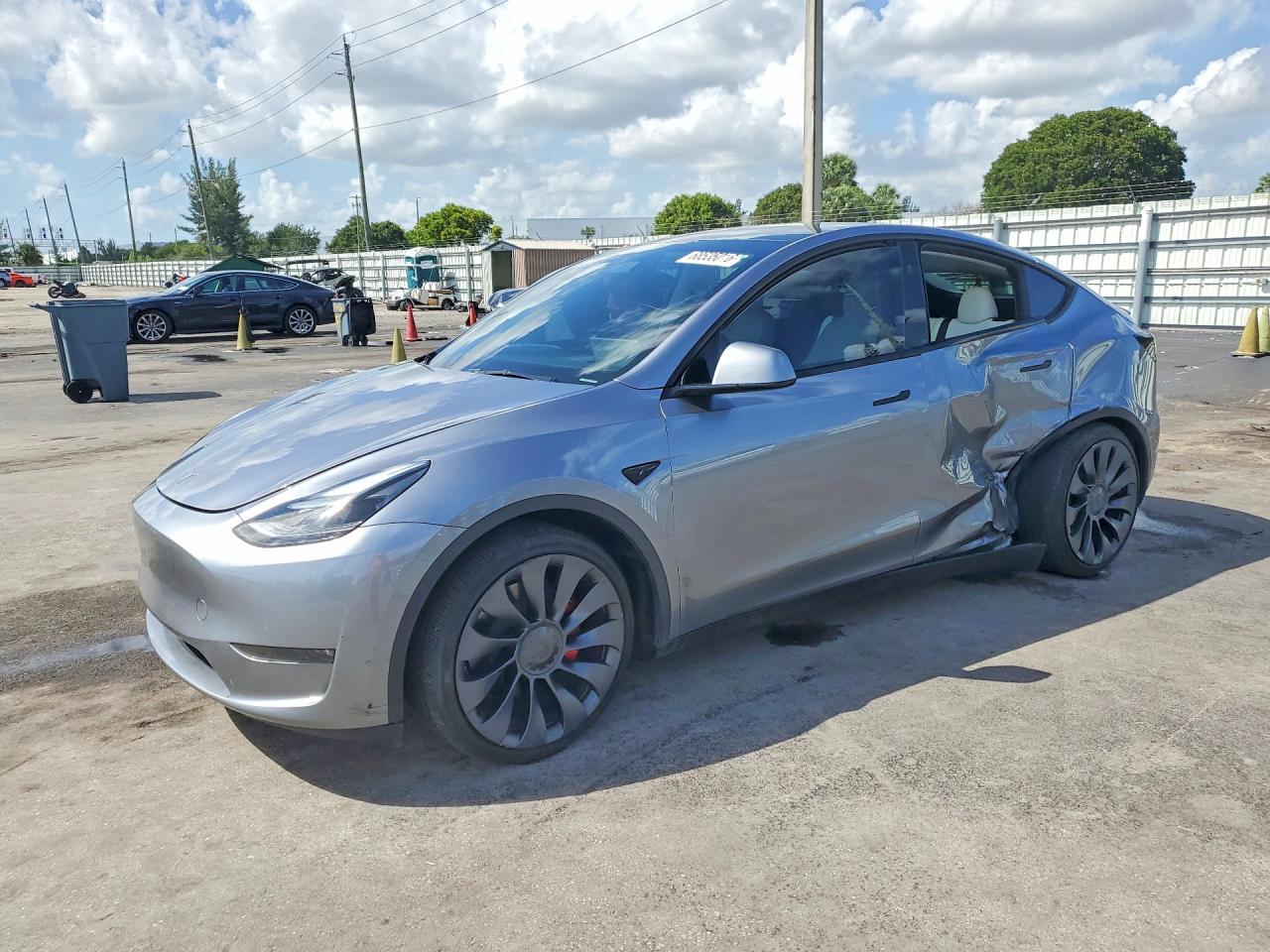 2024 TESLA MODEL Y | 7SAYGDEF3RA306935 | UPCARS