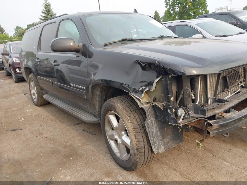 2013 CHEVROLET SUBURBAN LT | 1GNSKJE76DR202638 | UPCARS