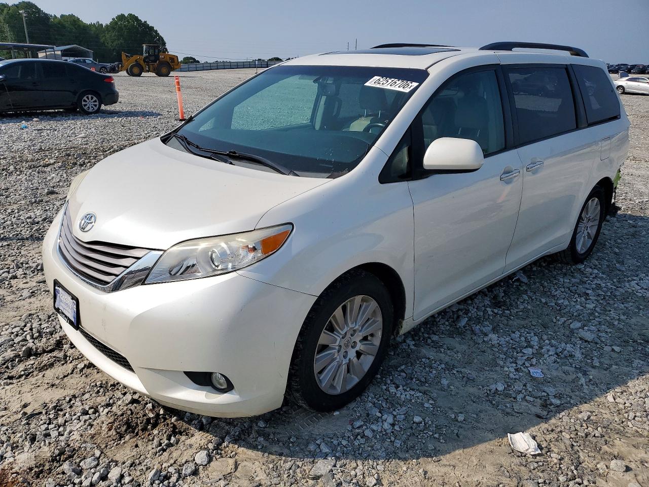 2015 TOYOTA SIENNA XLE 7-PASSENGER | 5TDDK3DC5FS112896 | UPCARS