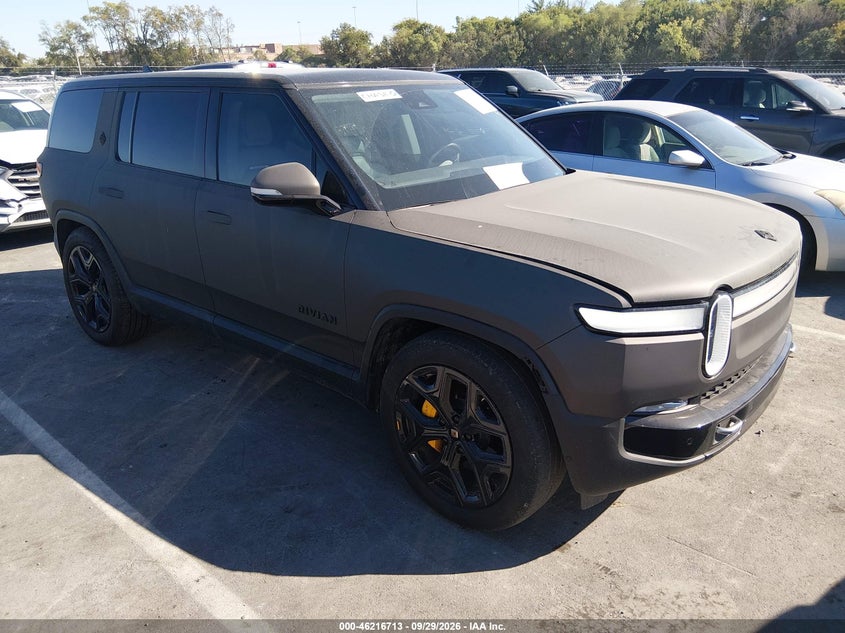 2024 RIVIAN R1S ADVENTURE QUAD MOTOR LARGE PACK | 7PDSGABA6RN043072 | UPCARS
