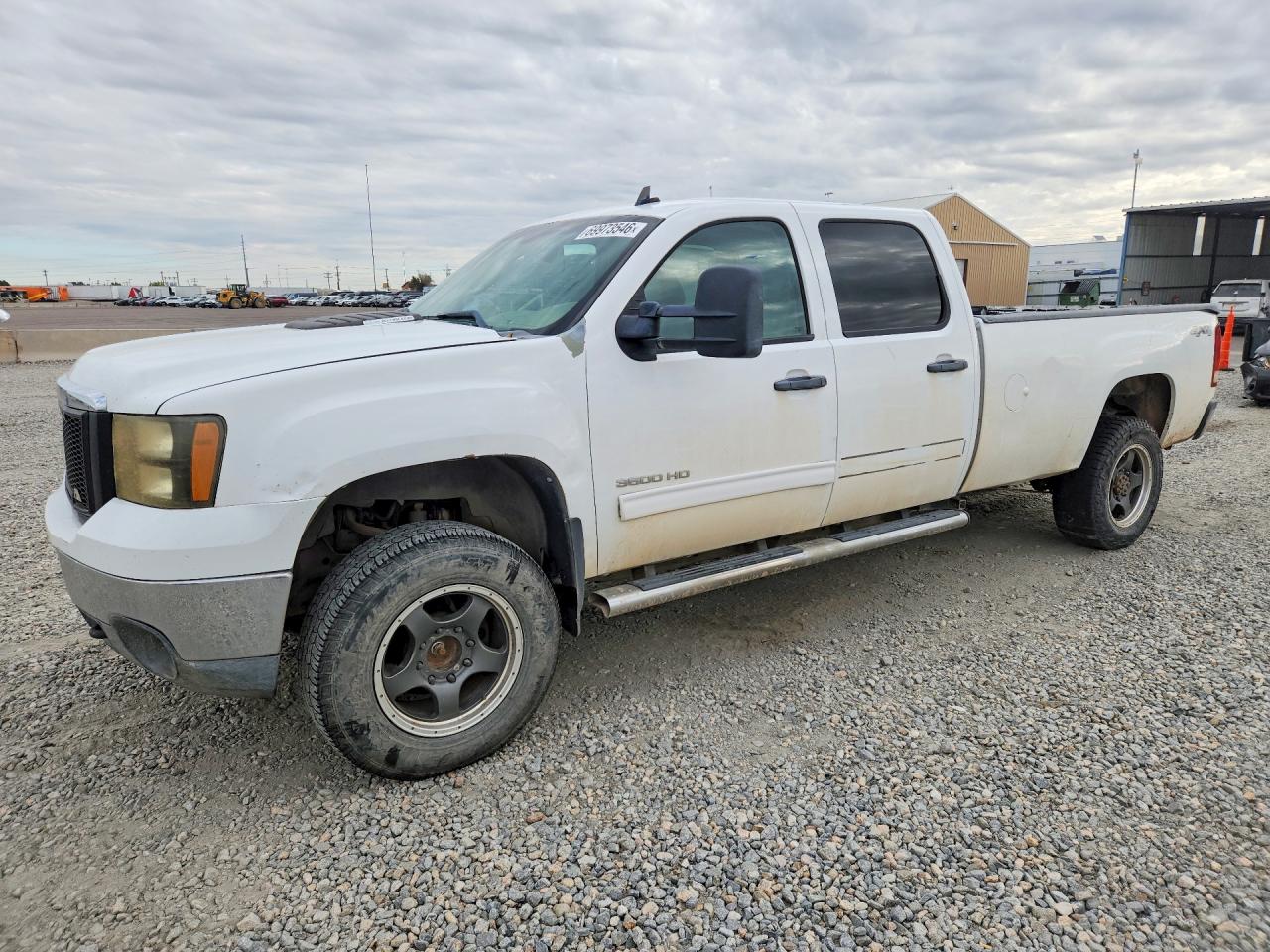 2011 GMC SIERRA K3500 SLE | 1GT423C8XBF108415 | UPCARS