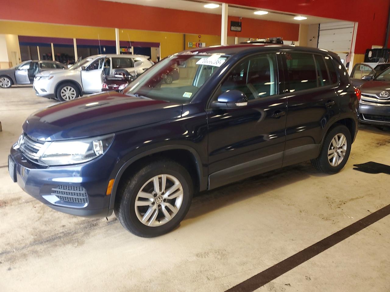2012 VOLKSWAGEN TIGUAN S | WVGAV7AX2CW578981 | UPCARS