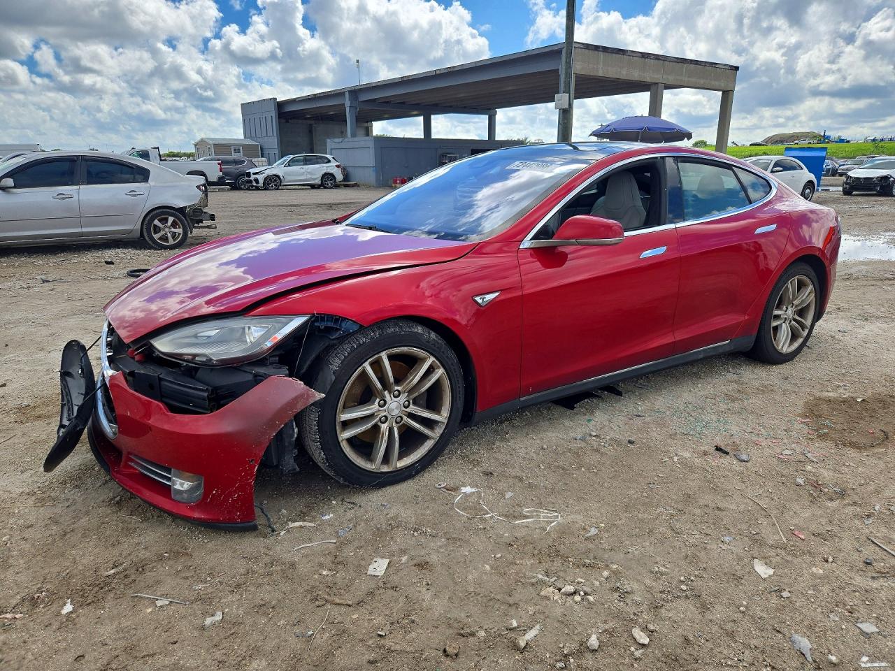 2015 TESLA MODEL S 90D | 5YJSA1V23FF097565 | UPCARS