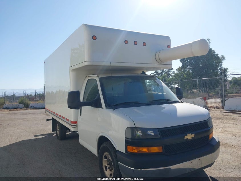 2019 CHEVROLET EXPRESS CUTAWAY 4500 VAN | 1GB0GSFG3K1183942 | UPCARS