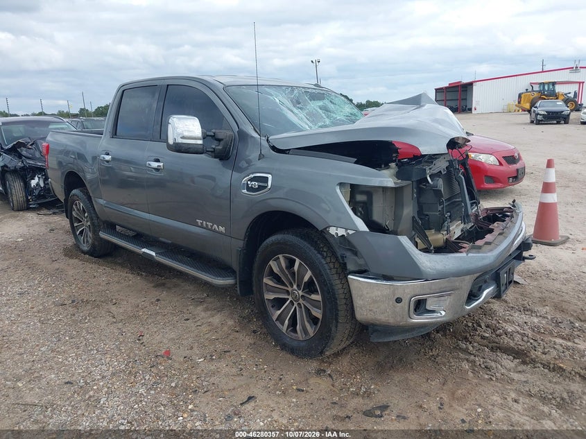 2017 NISSAN TITAN SL | 1N6AA1E52HN548427 | UPCARS