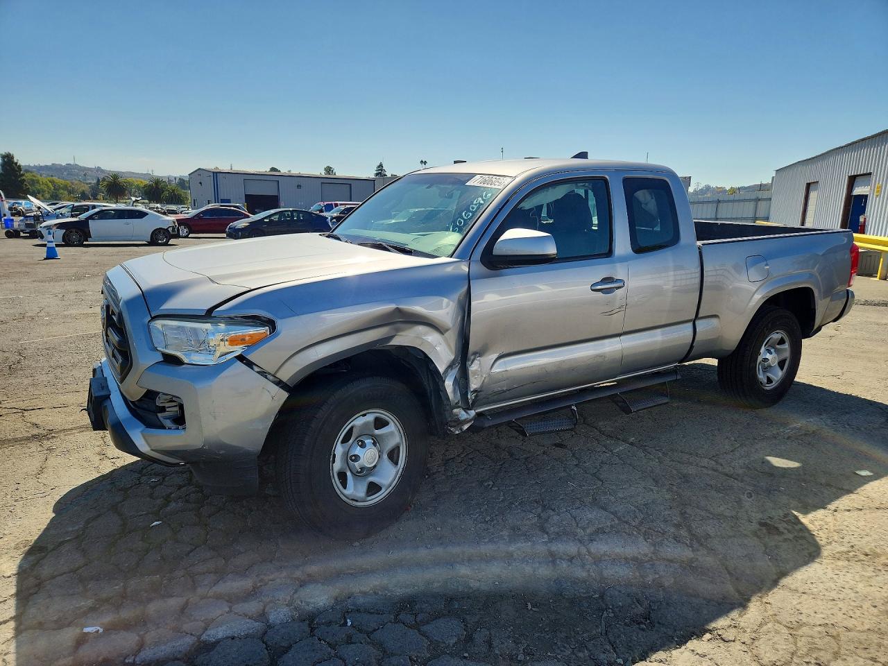 2017 TOYOTA TACOMA SR | 5TFRX5GN0HX097737 | UPCARS