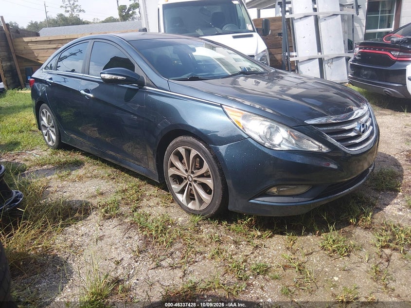 2014 HYUNDAI SONATA SE | 5NPEC4AC2EH826341 | UPCARS