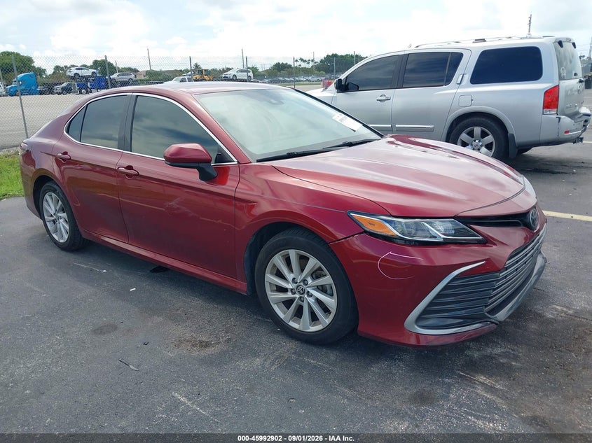 2021 TOYOTA CAMRY LE | 4T1C11AK4MU567807 | UPCARS