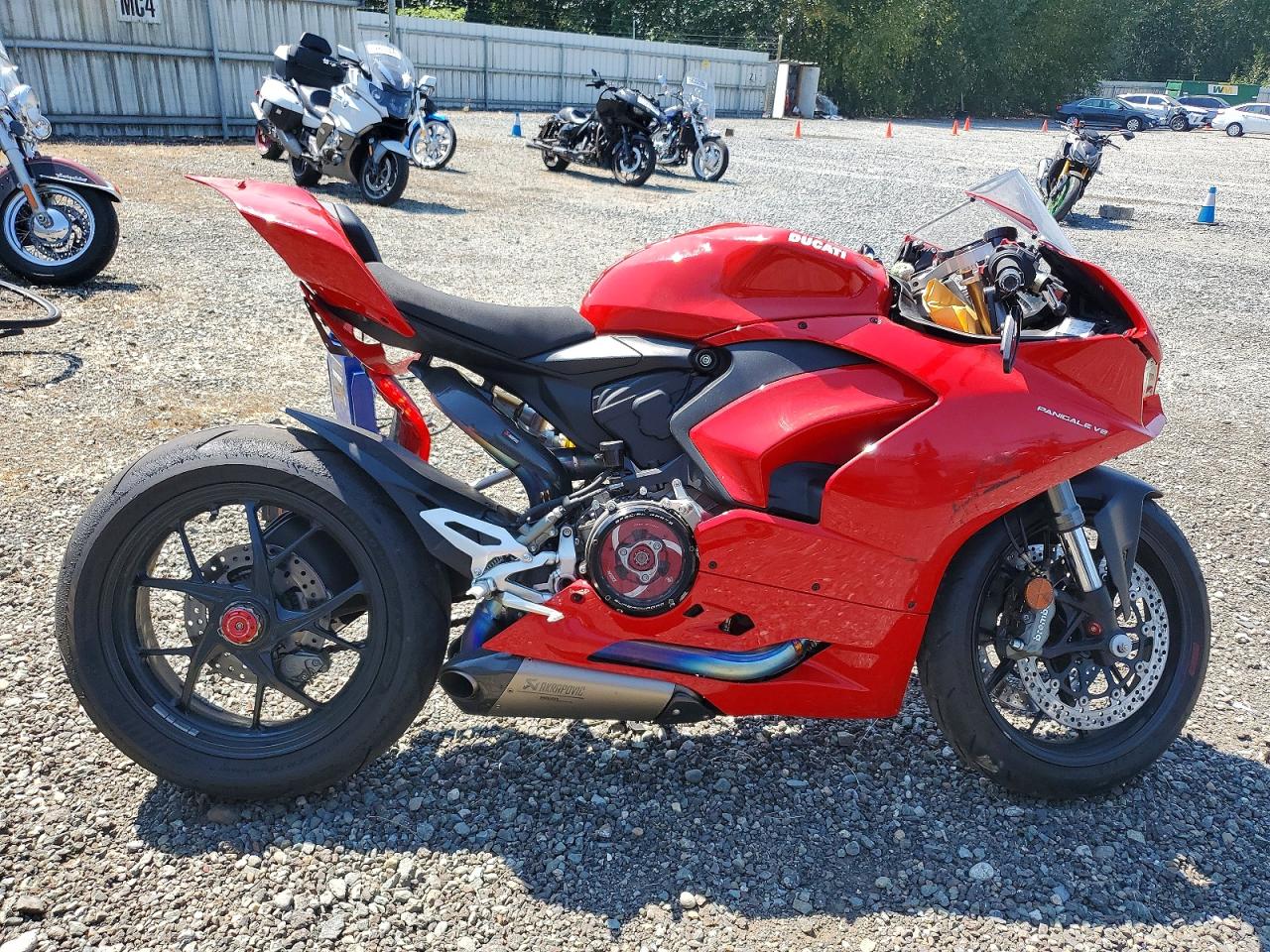 2025 DUCATI PANIGALE V2 | ZDMHAATW7SB015712 | UPCARS