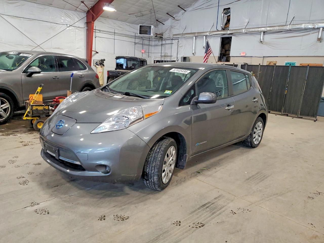 2017 NISSAN LEAF S | 1N4BZ0CP9HC310963 | UPCARS