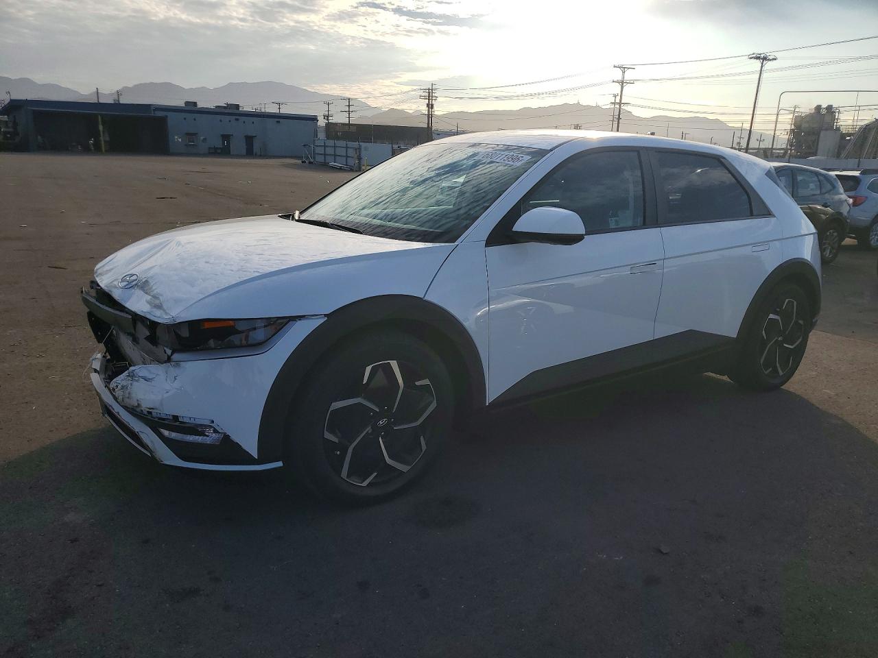 2024 HYUNDAI IONIQ SE | KM8KM4DB1RU309364 | UPCARS