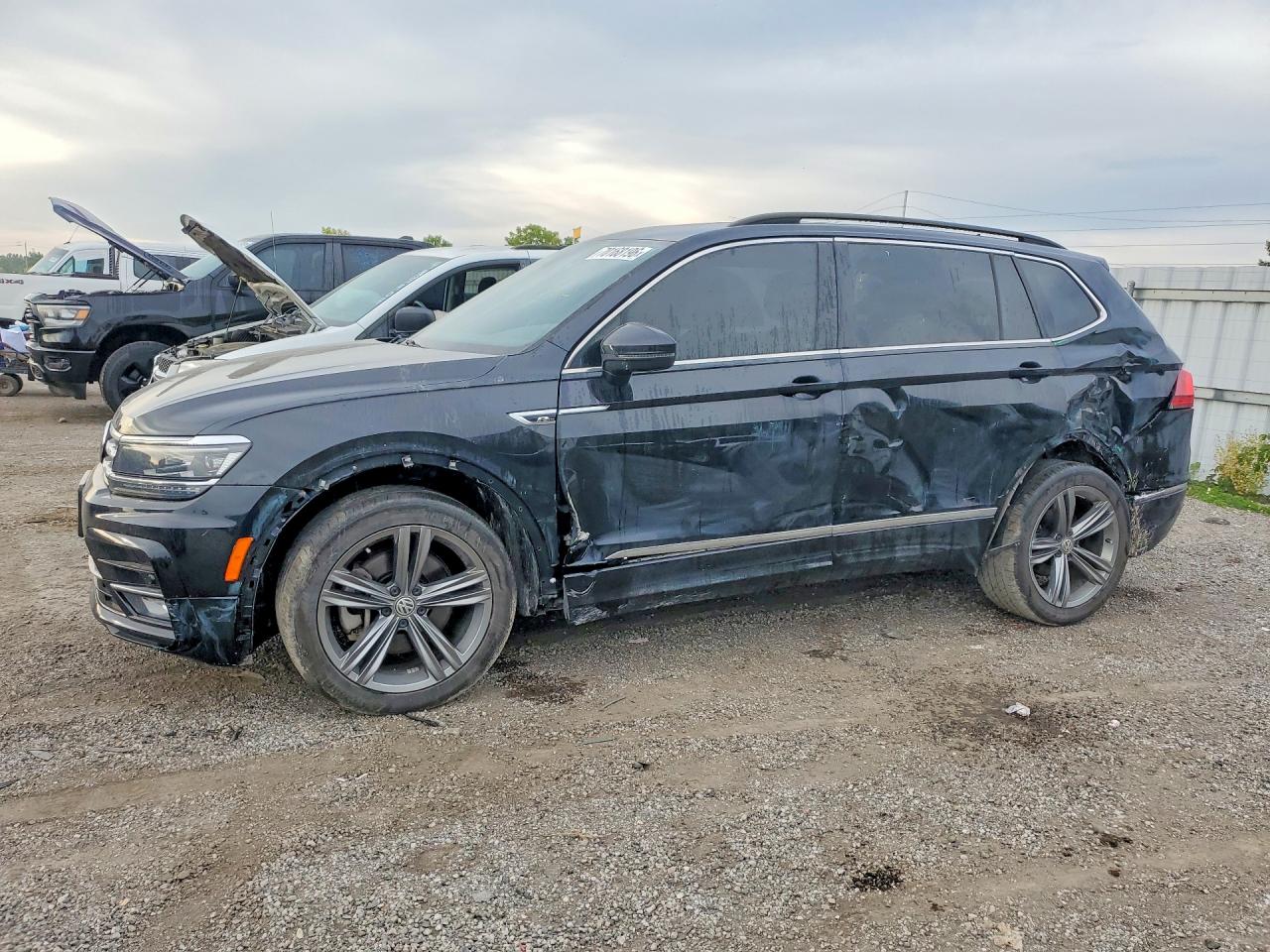 2021 VOLKSWAGEN TIGUAN SEL PREMIUM R-LINE | 3VV4B7AX4MM111087 | UPCARS