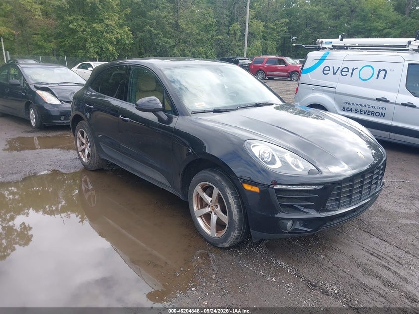 2017 PORSCHE MACAN | WP1AA2A57HLB04906 | UPCARS