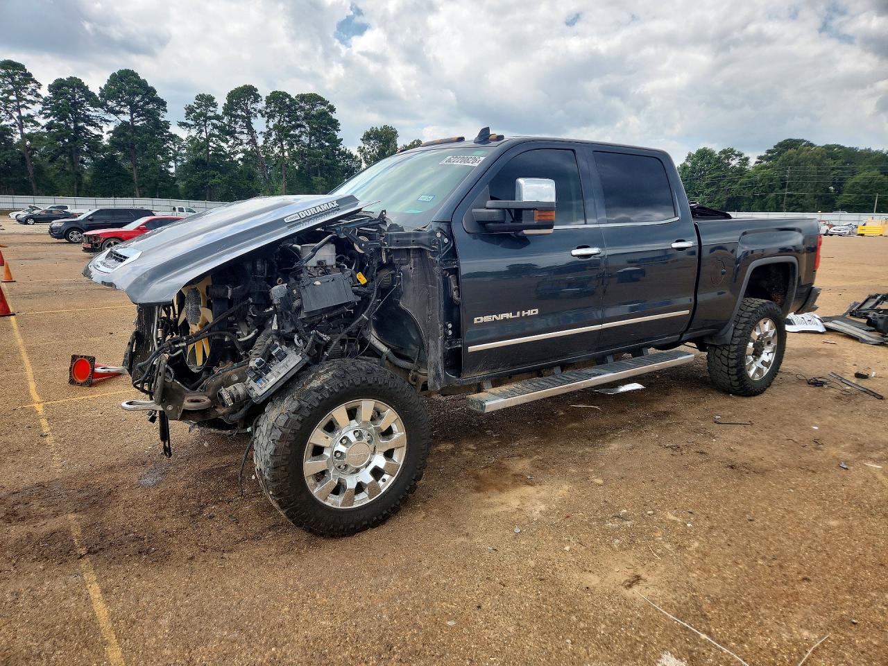 2018 GMC SIERRA K2500 DENALI | 1GT12UEY7JF145720 | UPCARS