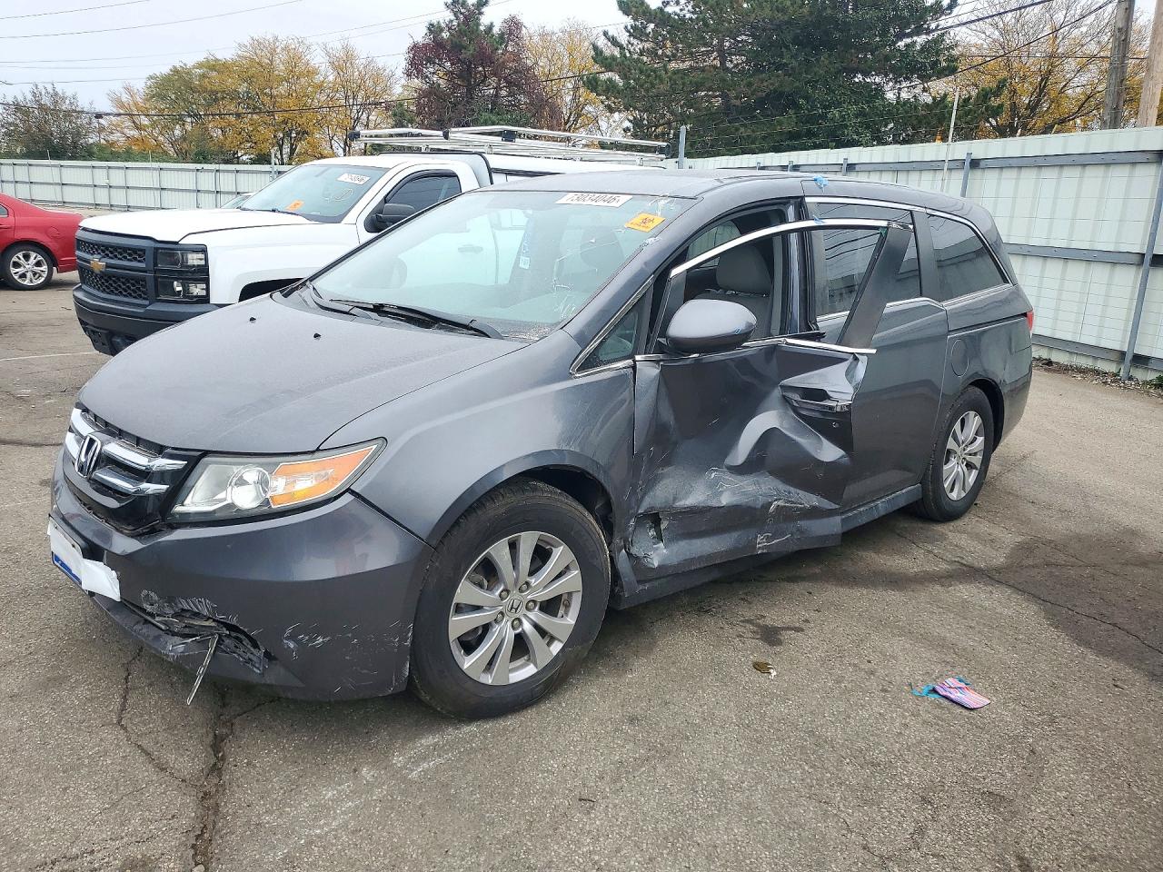 2016 HONDA ODYSSEY SE | 5FNRL5H3XGB138862 | UPCARS