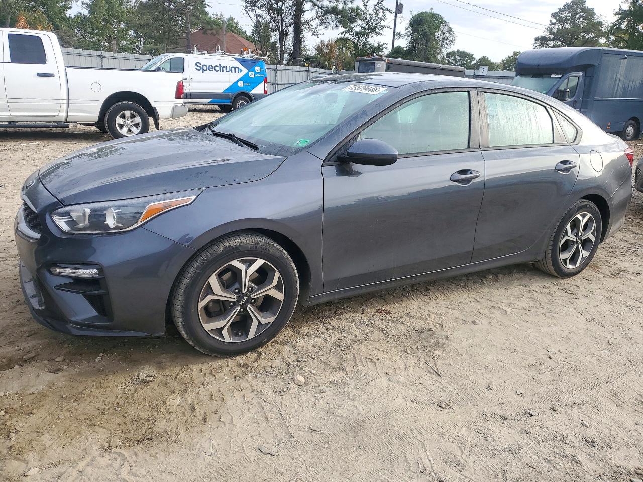 2021 KIA FORTE LXS | 3KPF24AD1ME387944 | UPCARS