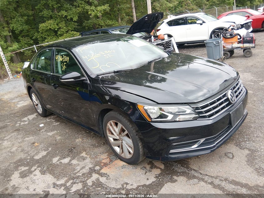 2018 VOLKSWAGEN PASSAT 2.0T SE | 1VWBA7A38JC003720 | UPCARS