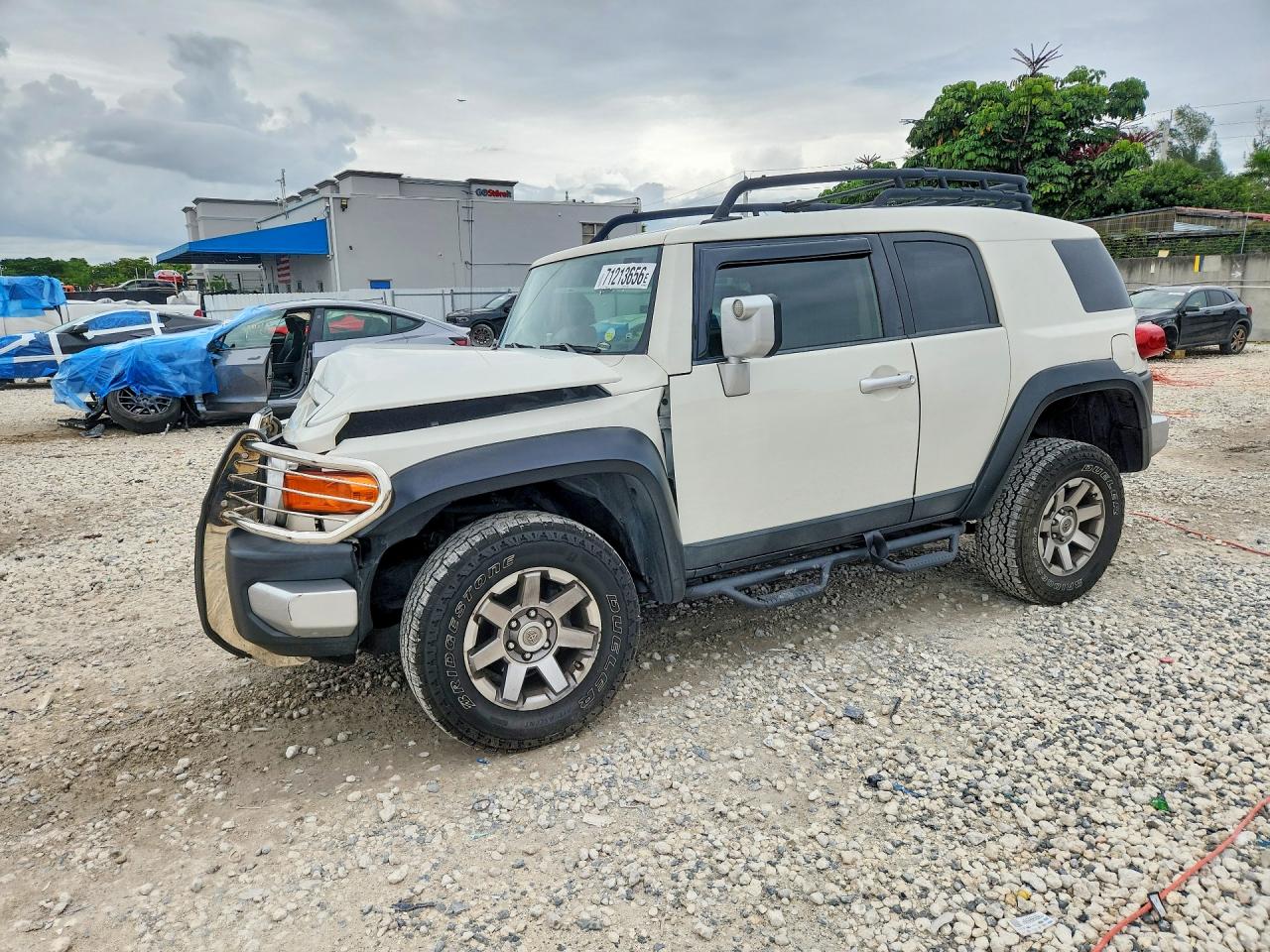 2014 TOYOTA FJ CRUISER BASE | JTEBU4BF3EK184332 | UPCARS