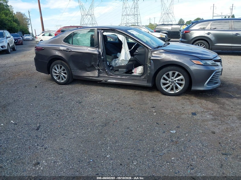 2021 TOYOTA CAMRY LE | 4T1C11AK4MU586759 | UPCARS