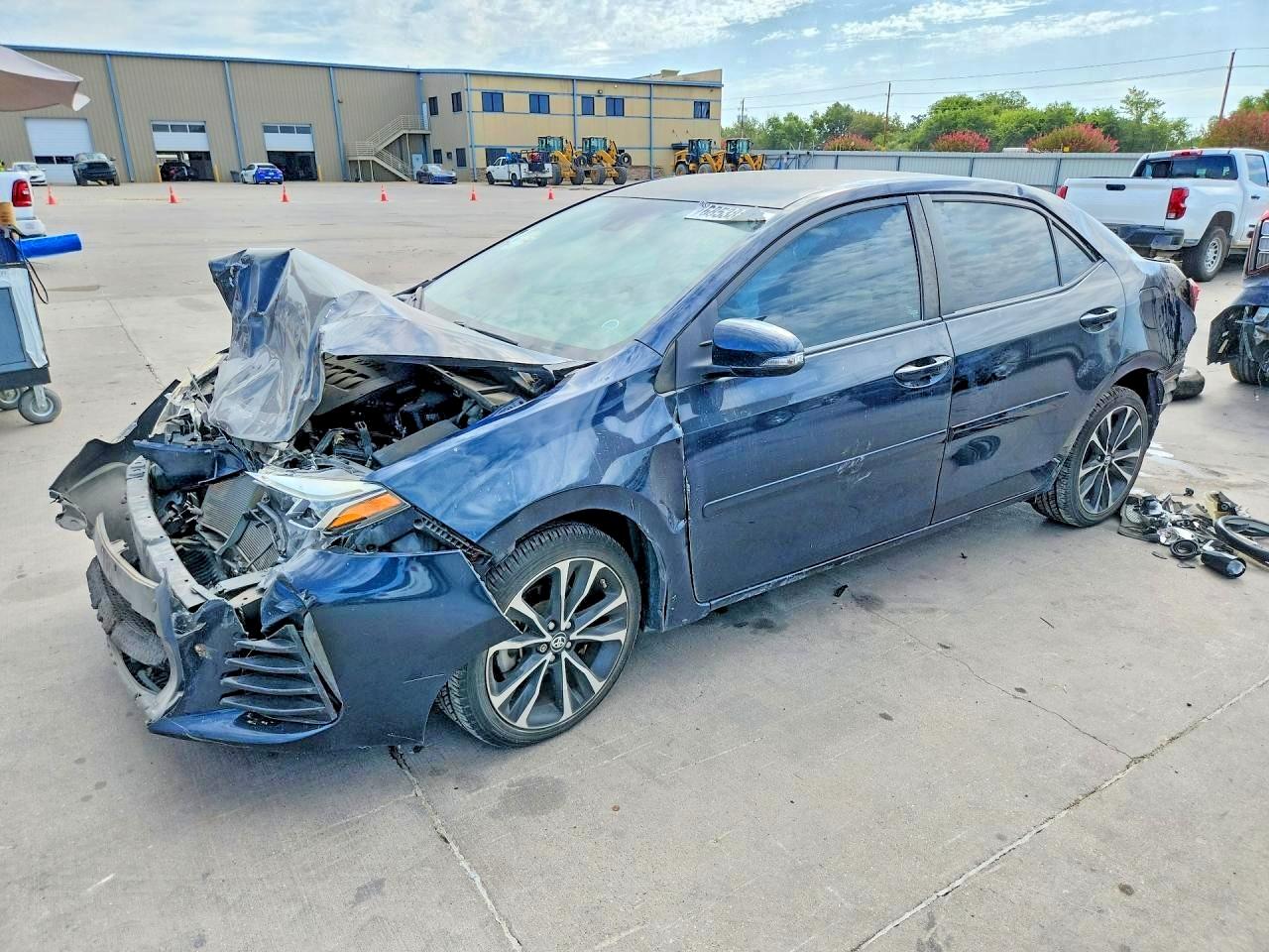 2018 TOYOTA COROLLA SE | 5YFBURHE4JP758075 | UPCARS