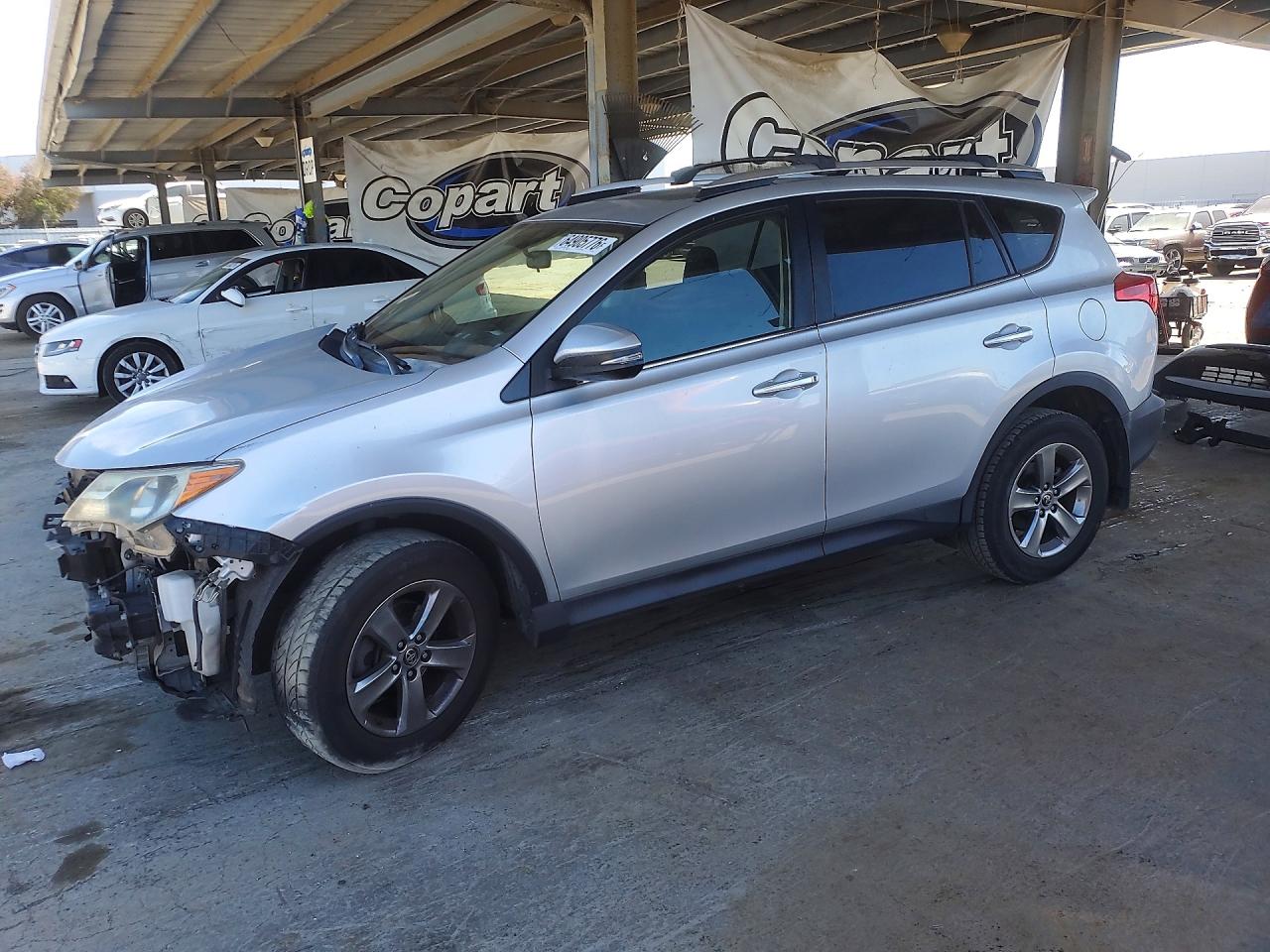 2015 TOYOTA RAV4 XLE | JTMRFREV8FD128812 | UPCARS