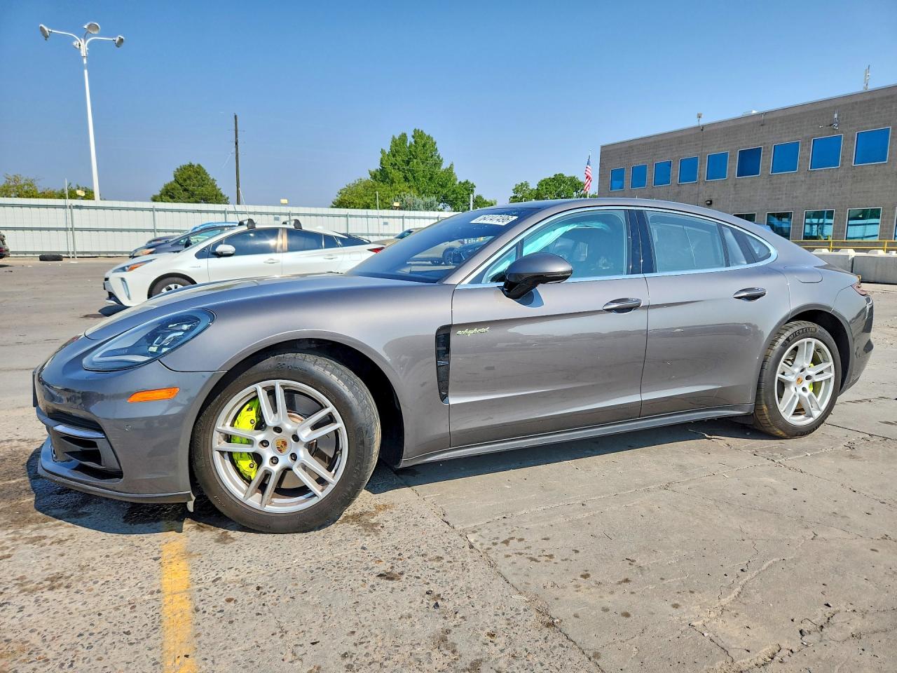 2018 PORSCHE PANAMERA 4 E-HYBRID | WP0AE2A77JL127647 | UPCARS