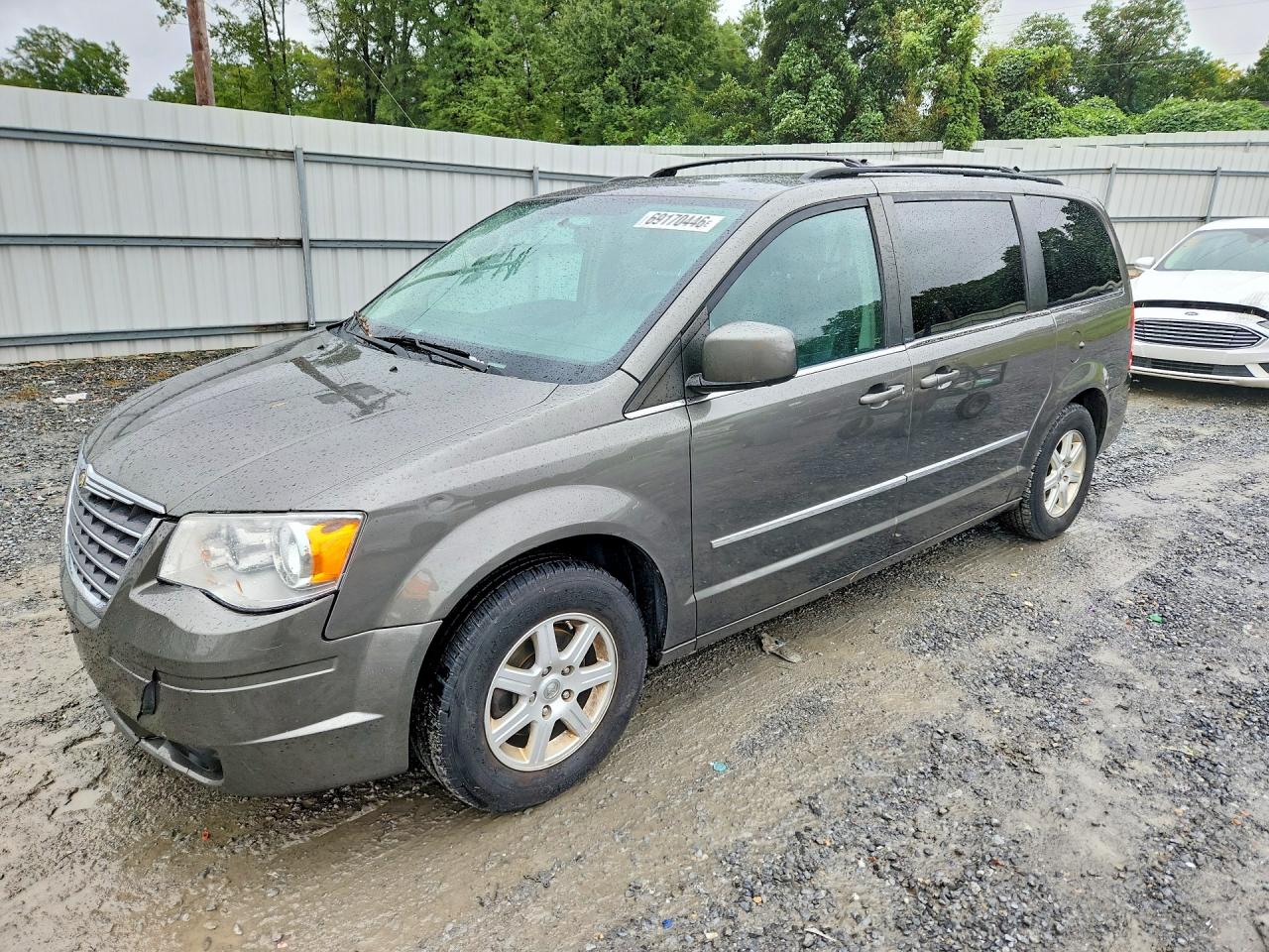 2010 CHRYSLER MINIVAN TOURING PLUS | 2A4RR8D11AR404716 | UPCARS