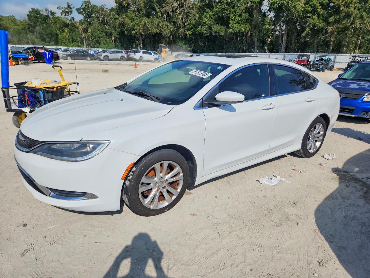 2015 CHRYSLER 200 LIMITED | 1C3CCCAB4FN649323 | UPCARS