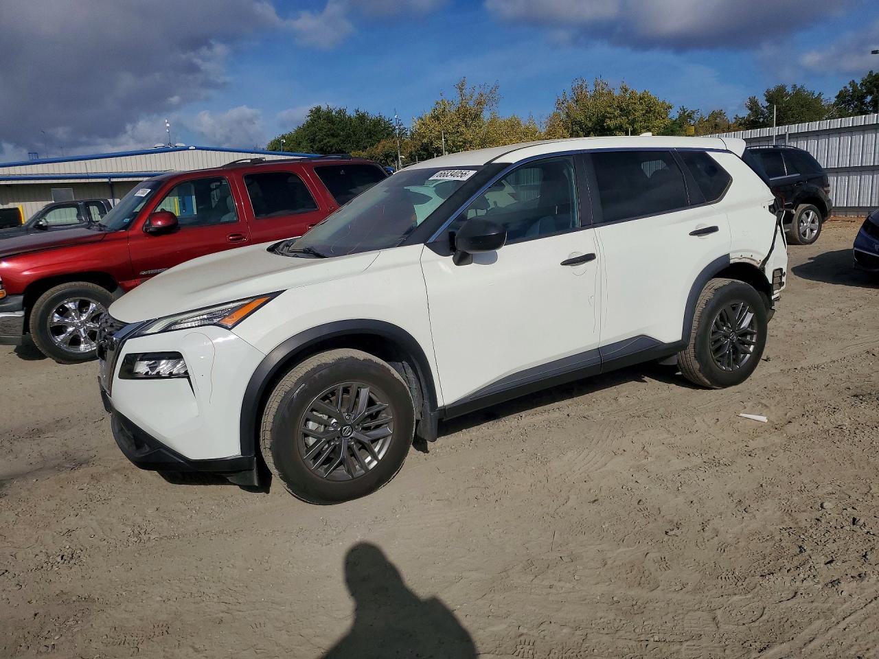 2021 NISSAN ROGUE S | 5N1AT3AB8MC707764 | UPCARS