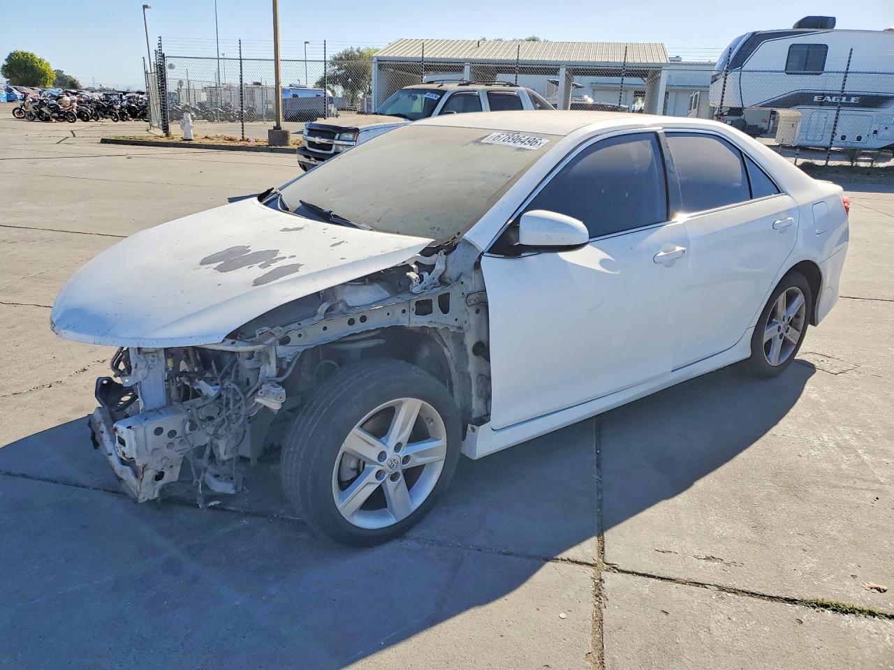 2014 TOYOTA CAMRY SE | 4T1BF1FK5EU780983 | UPCARS