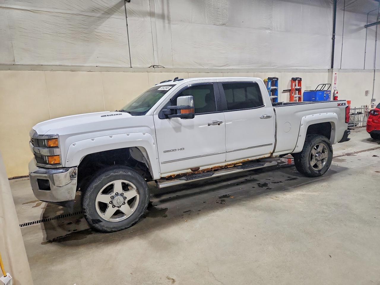 2015 CHEVROLET SILVERADO K2500 HEAVY DUTY LTZ | 1GC1KWE89FF179614 | UPCARS