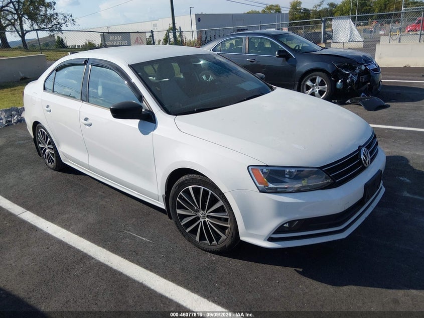 2016 VOLKSWAGEN JETTA 1.8T SPORT | 3VWD17AJ2GM414593 | UPCARS