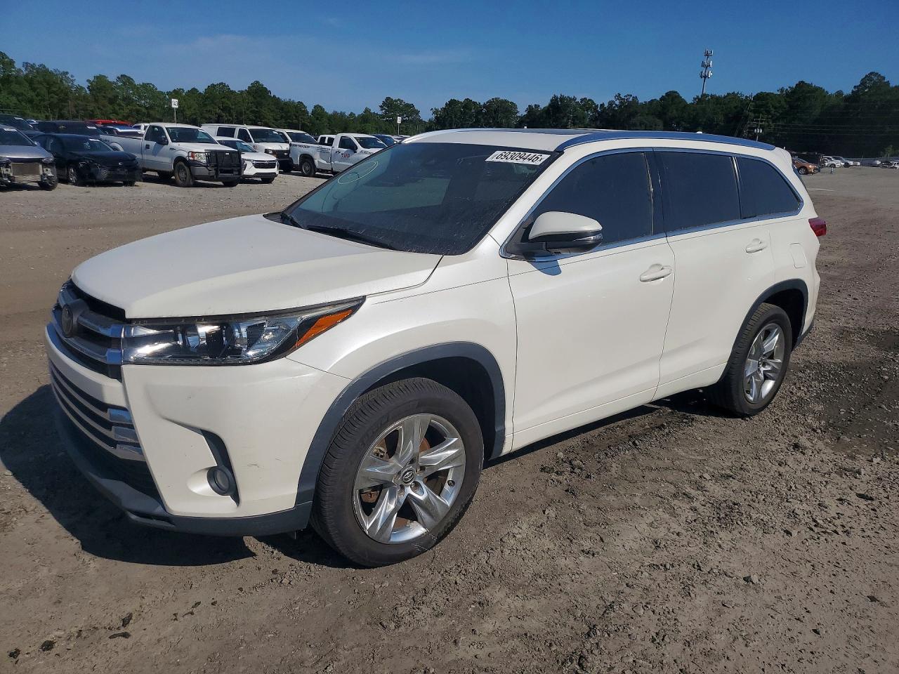 2017 TOYOTA HIGHLANDER LIMITED | 5TDYZRFH3HS233549 | UPCARS