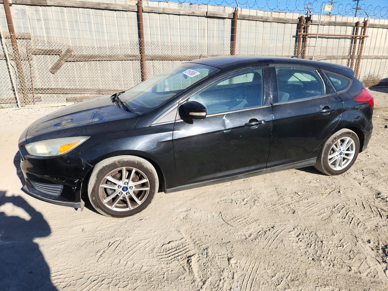 2015 FORD FOCU SE | 1FADP3K24FL289930 | UPCARS