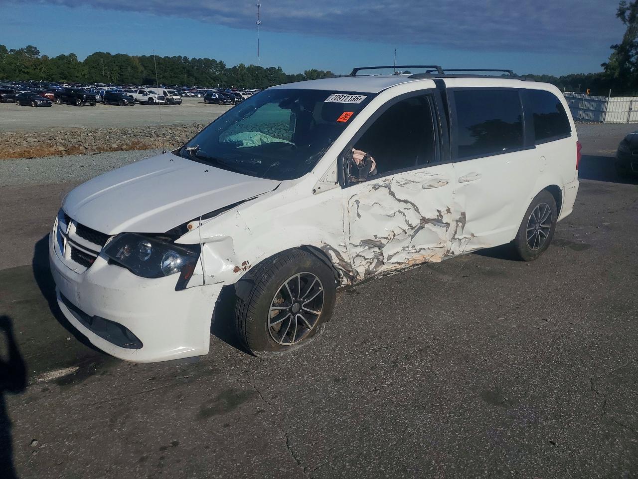 2018 DODGE CARAVAN GT | 2C4RDGEG3JR344603 | UPCARS