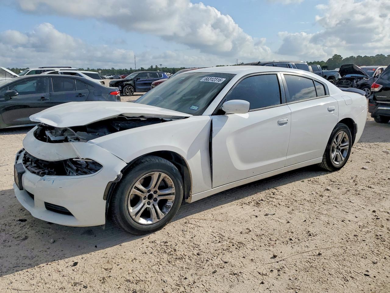 2018 DODGE CHARGER SXT | 2C3CDXBG8JH318681 | UPCARS