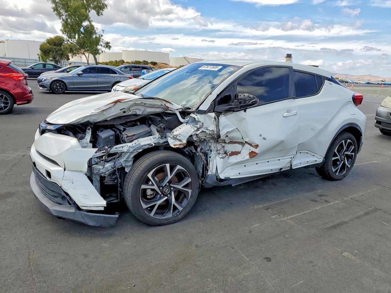 2018 TOYOTA C-HR XLE PREMIUM | NMTKHMBXXJR017470 | UPCARS
