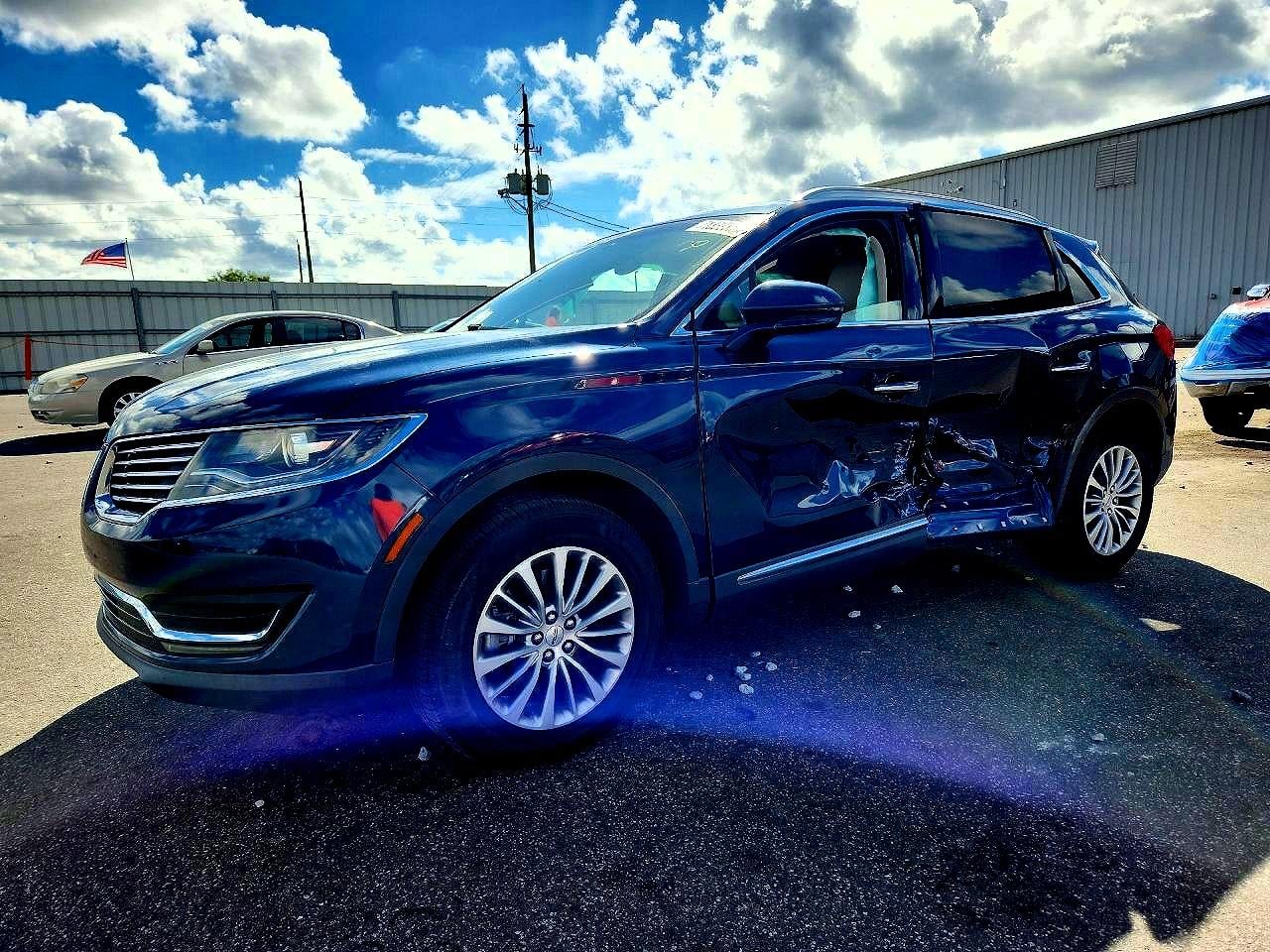 2017 LINCOLN MKX SELECT | 2LMPJ6KR2HBL28427 | UPCARS