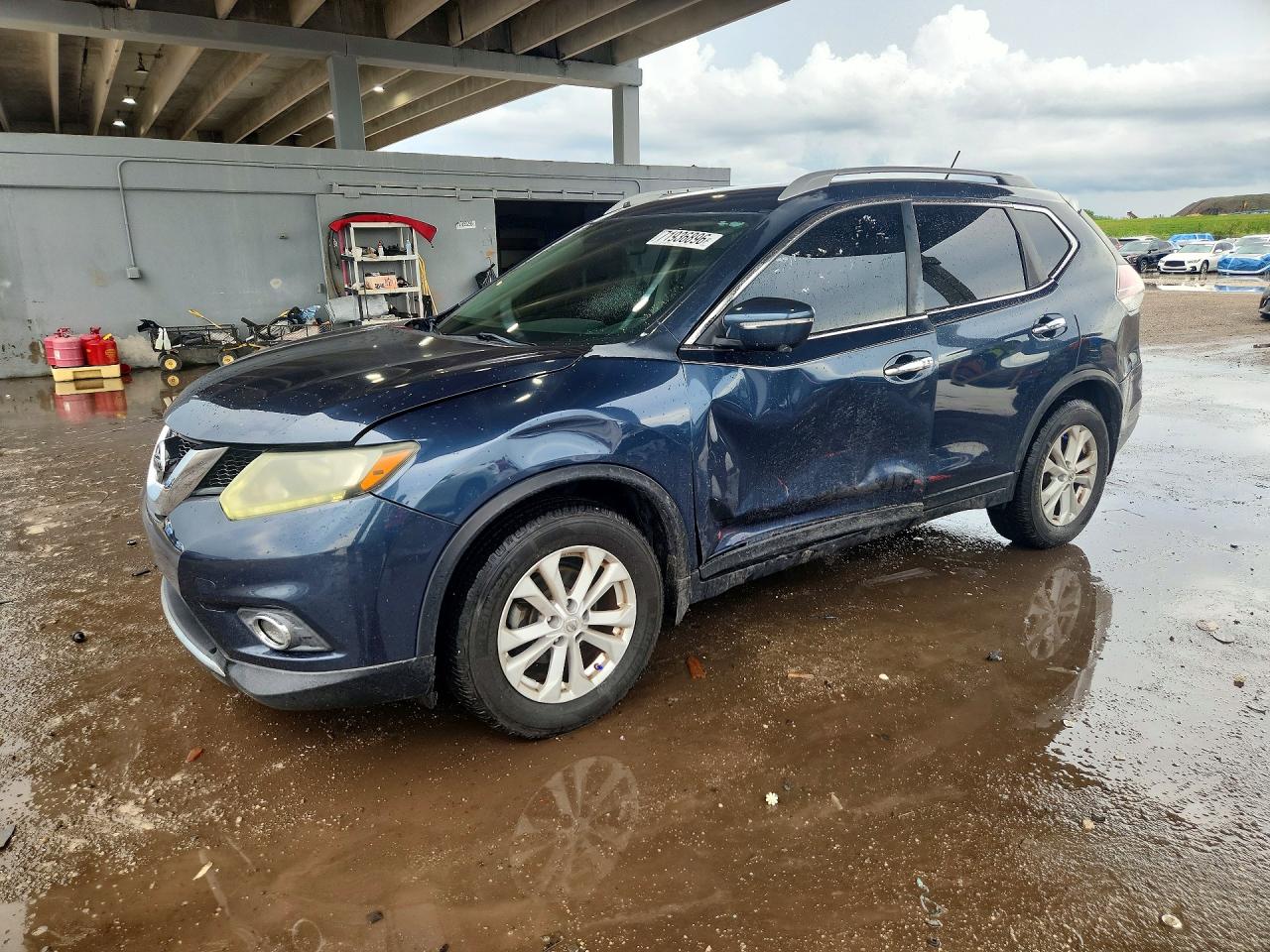 2015 NISSAN ROGUE SV | 5N1AT2MT7FC770906 | UPCARS