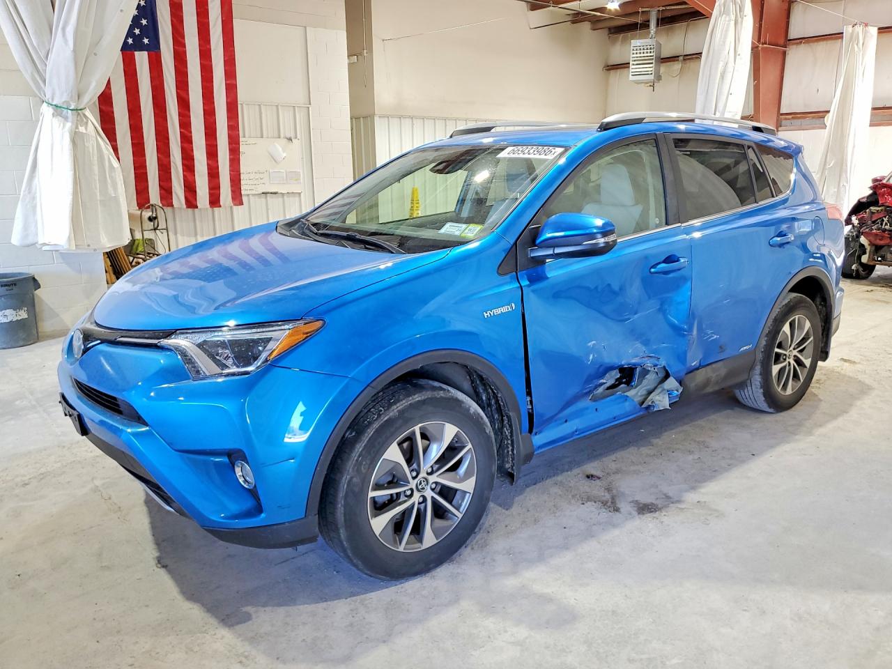 2018 TOYOTA RAV4 | JTMRJREV5JD238501 | UPCARS