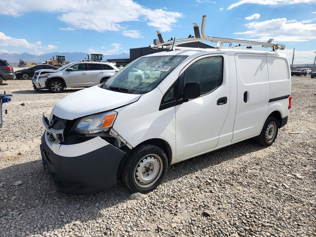 2016 NISSAN NV SV | 3N6CM0KN3GK696508 | UPCARS