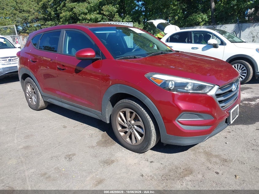 2018 HYUNDAI TUCSON SE | KM8J2CA40JU765488 | UPCARS
