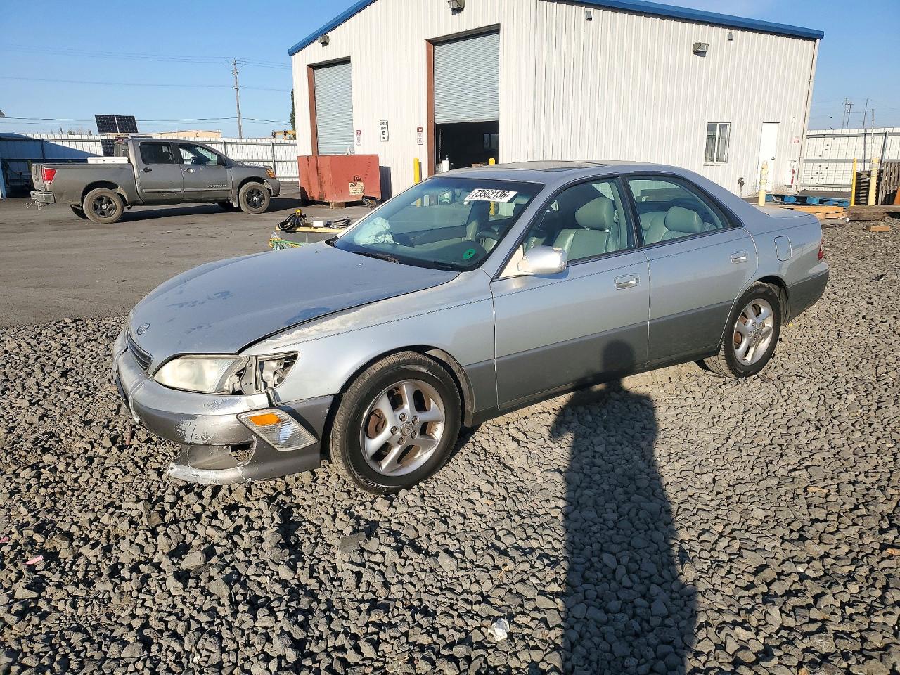 2000 LEXUS ES 300 | JT8BF28G4Y5079383 | UPCARS