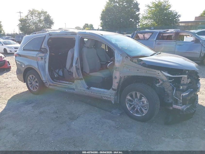 2026 TOYOTA SIENNA LE | 5TDKRKECXTS317864 | UPCARS