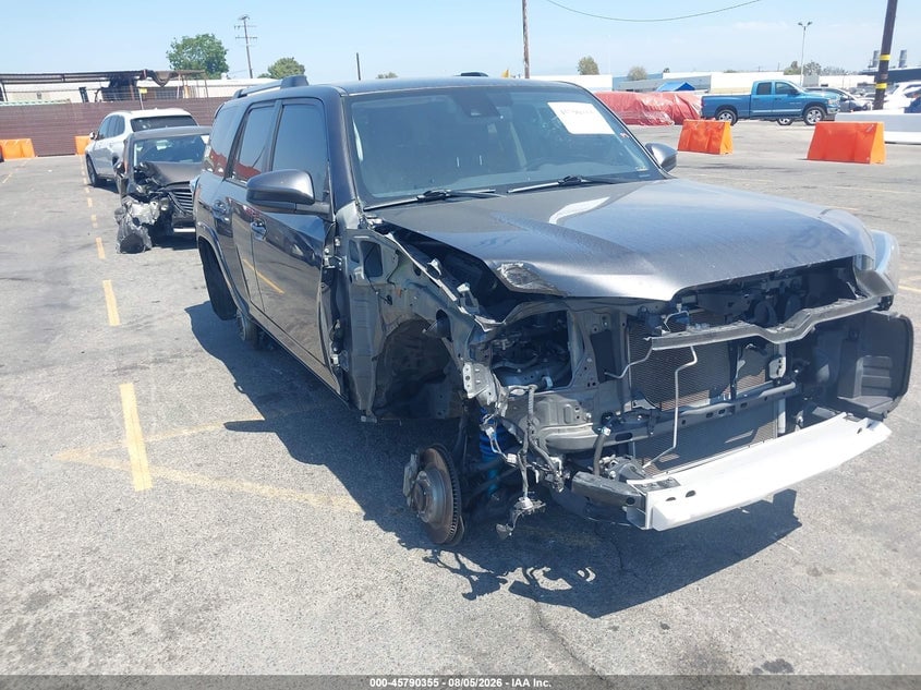 2022 TOYOTA 4RUNNER SR5 | JTEMU5JR0N6020734 | UPCARS