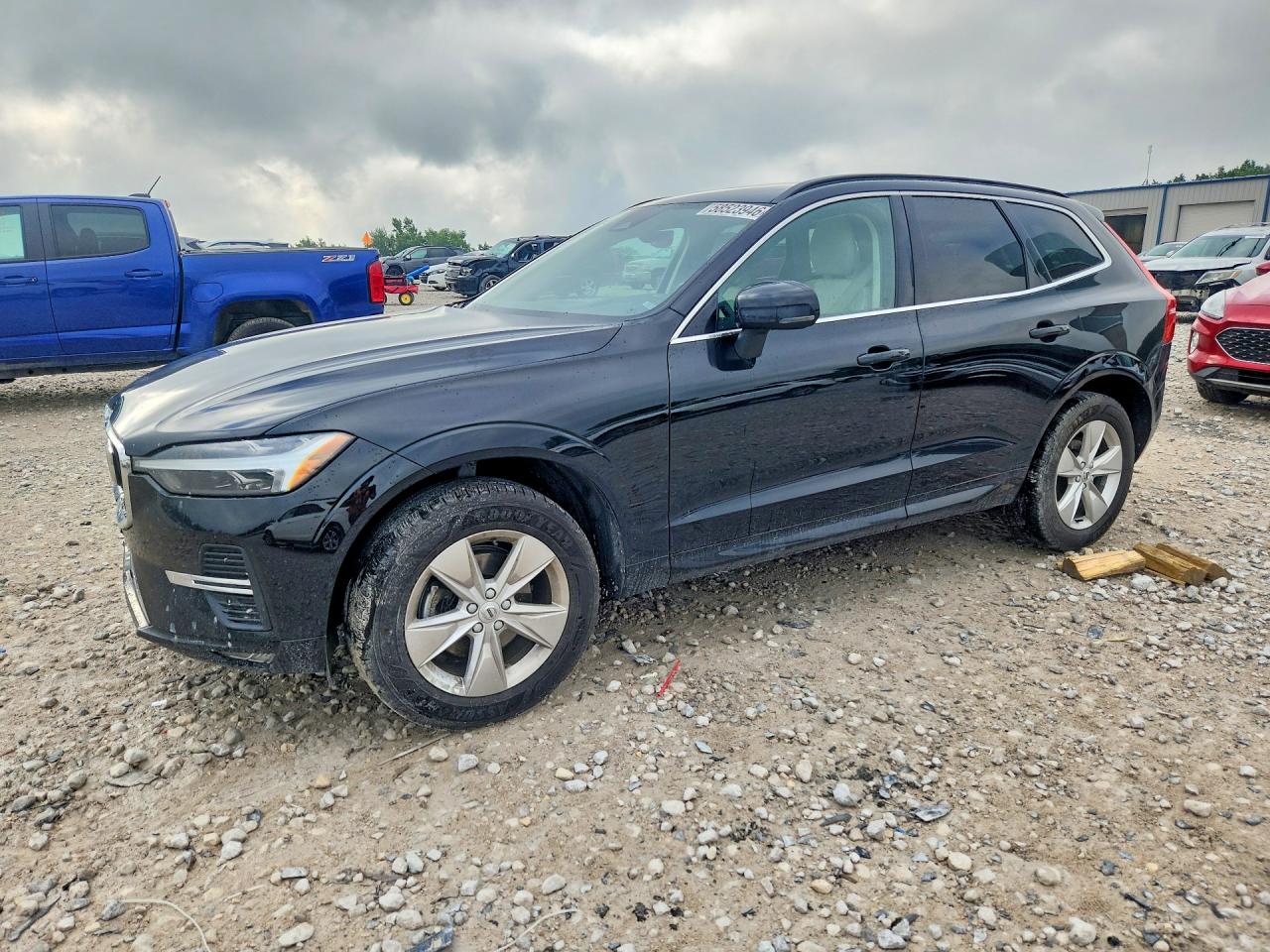 2022 VOLVO XC60 B5 MOMENTUM | YV4L12RK2N1052013 | UPCARS