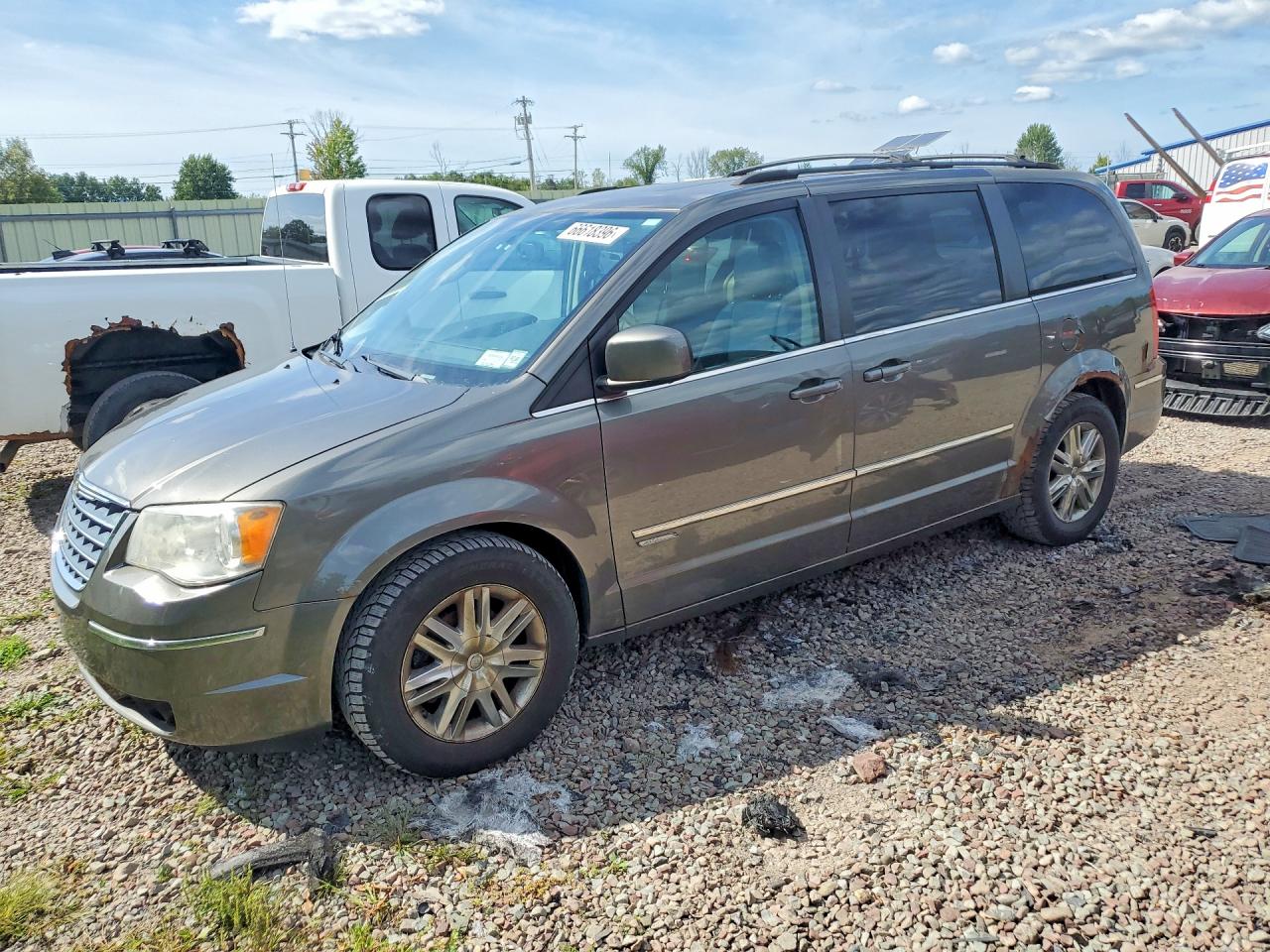 2010 CHRYSLER MINIVAN TOURING | 2A4RR5D10AR299181 | UPCARS